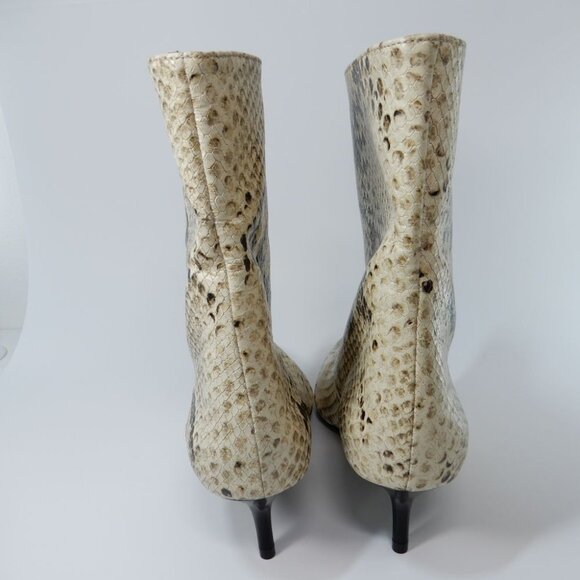 SCHUTZ Frances Pointed Toe Bootie Sz 7 Kitten Heel Cream Beige Snake Leather NEW - Picture 5 of 12